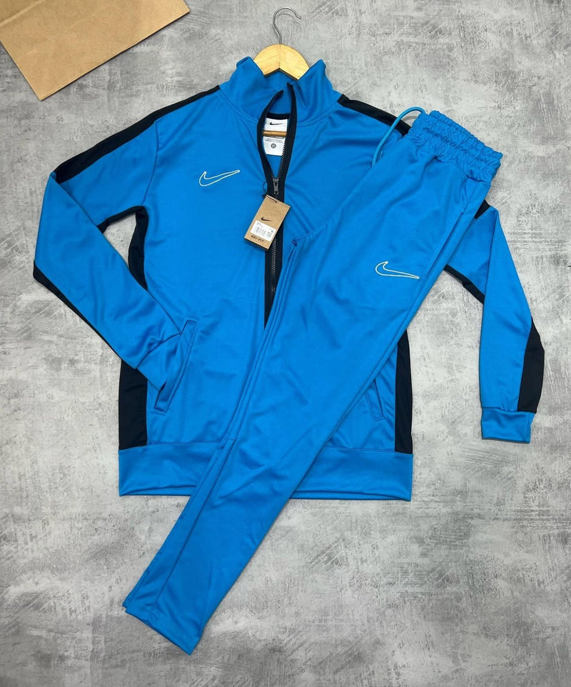 Conjunto Nike Dri-Fit Academy