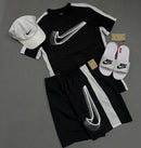 Kit NK Academy DRI-FIT 2025+ Chinelo e boné