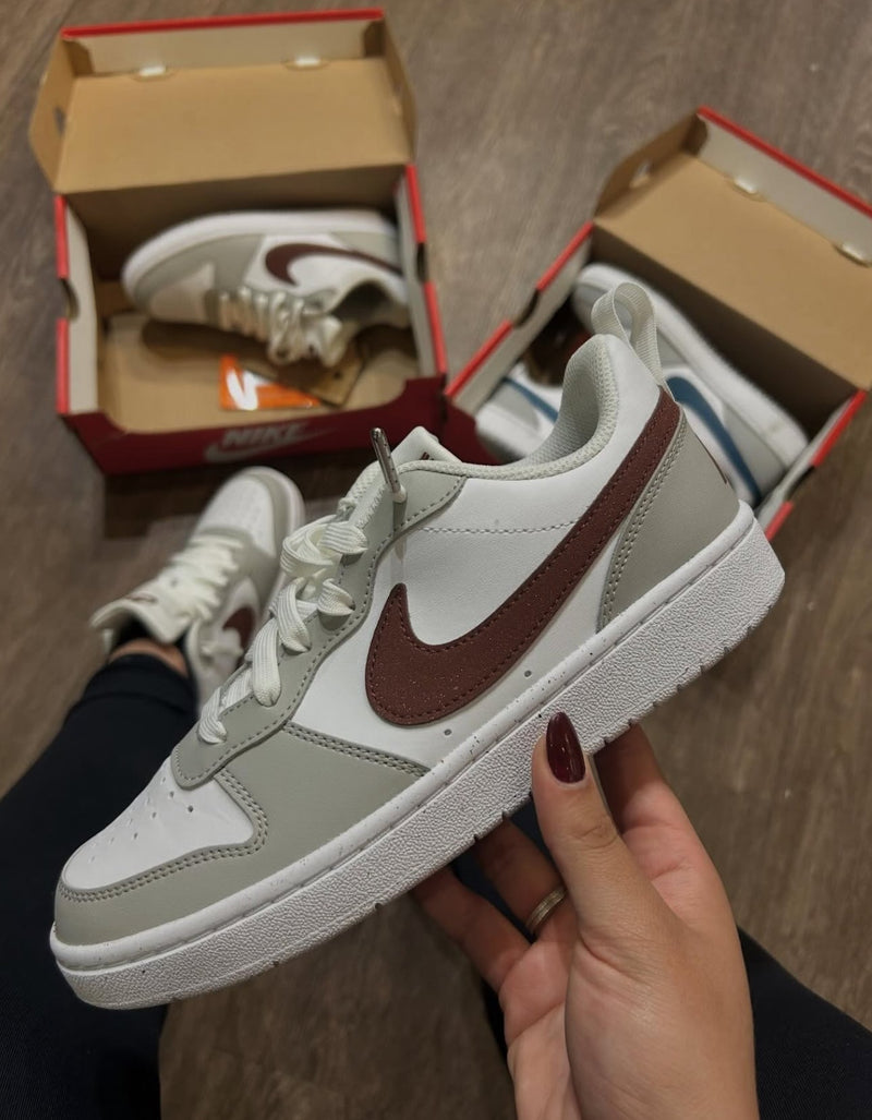 Tênis Nike Borough Low