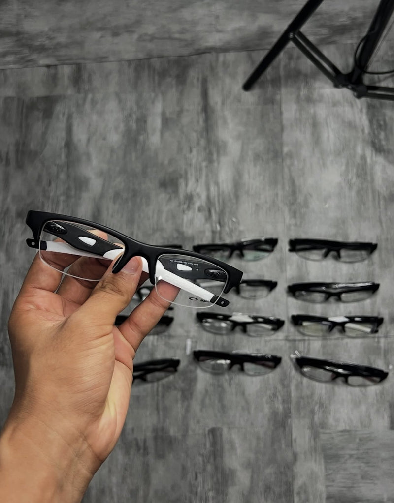 Lupa de descanso Oakley