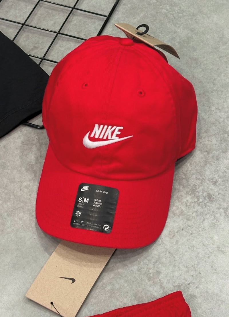 Kit Nike Dri-Fit Academy + Chinelo Victori One + boné BRINDE