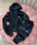 Conjunto Nike Feminino