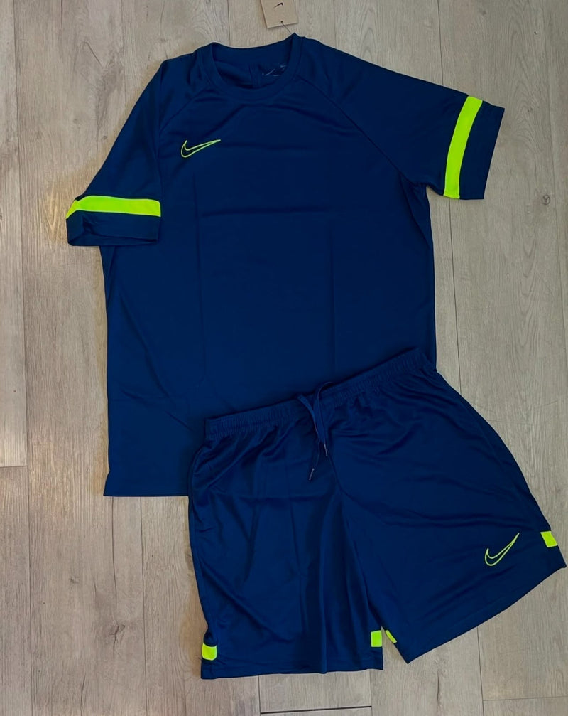 Conjunto Nike DRI-FIT Academy