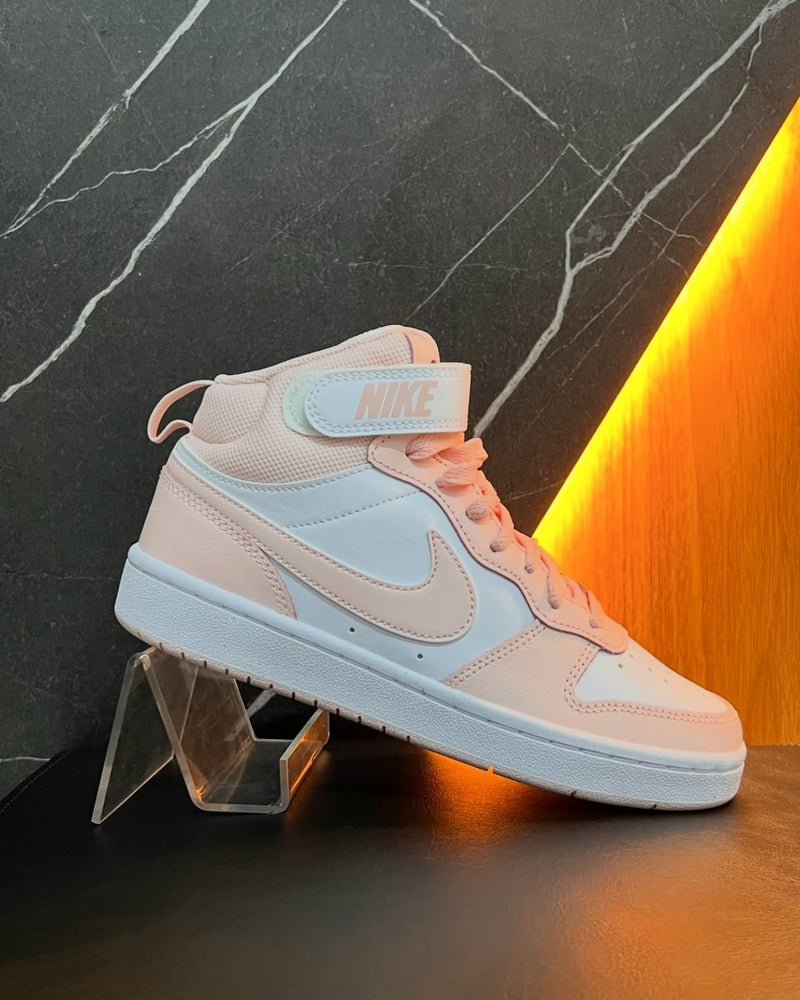 Tênis Nike Court Borough Mid