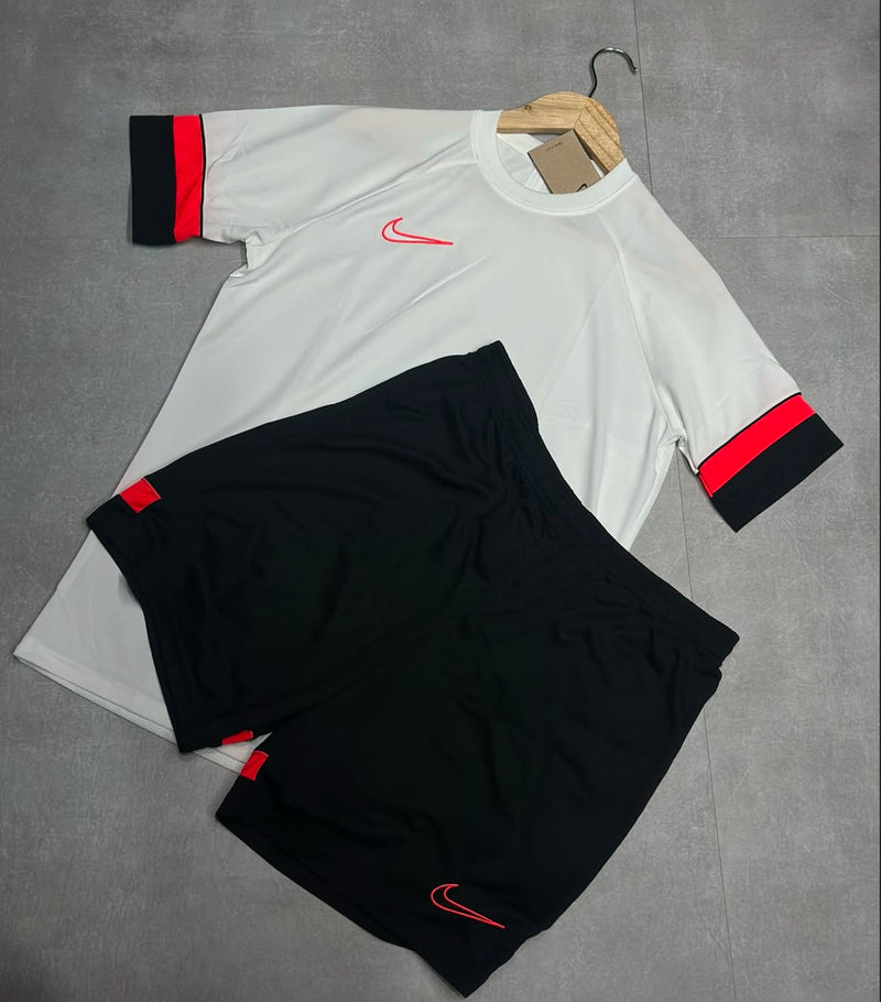 Conjunto Nike DRI-FIT Academy