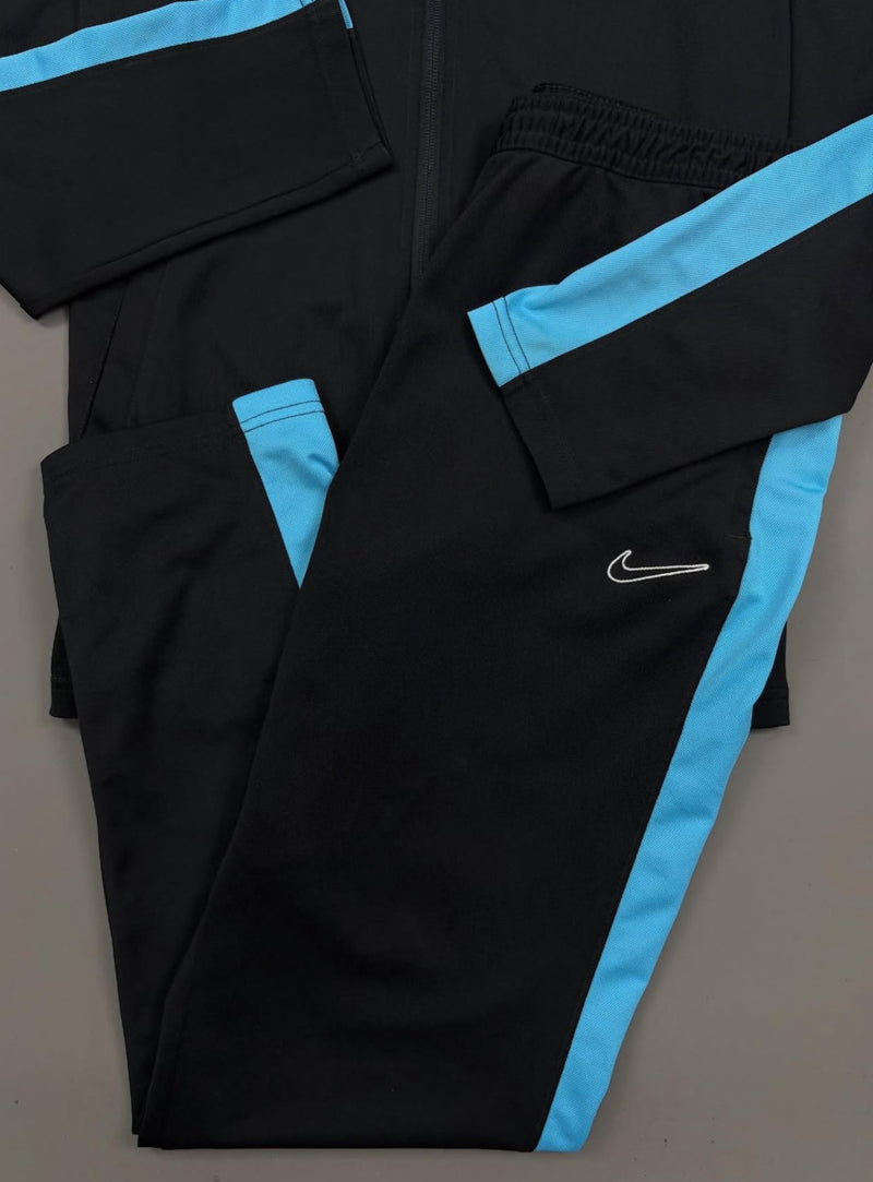 Conjunto Nike Dri-Fit Academy