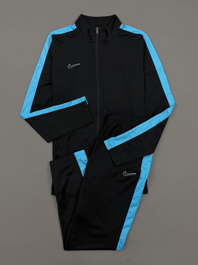 Conjunto Nike Dri-Fit Academy