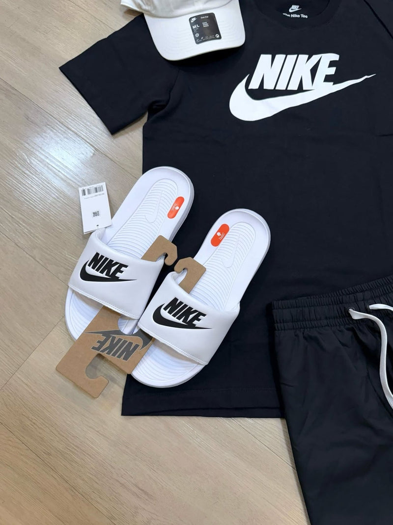 Kit completo Nike +Chinelo Victori One