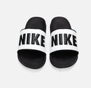 Chinelo NK Offcourt Preto e Branco