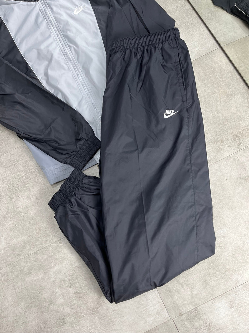 Conjunto Nike Sportwear